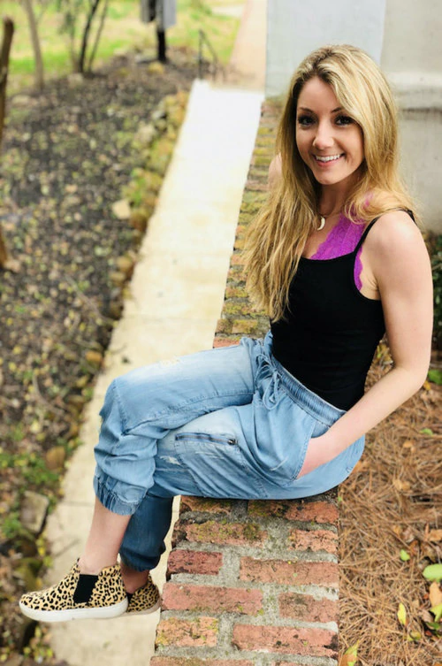 On Top® by HYH: Slim Fit Adjustable Spaghetti Strap Tank Top